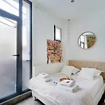 Charming studio - 2P - Voltaire