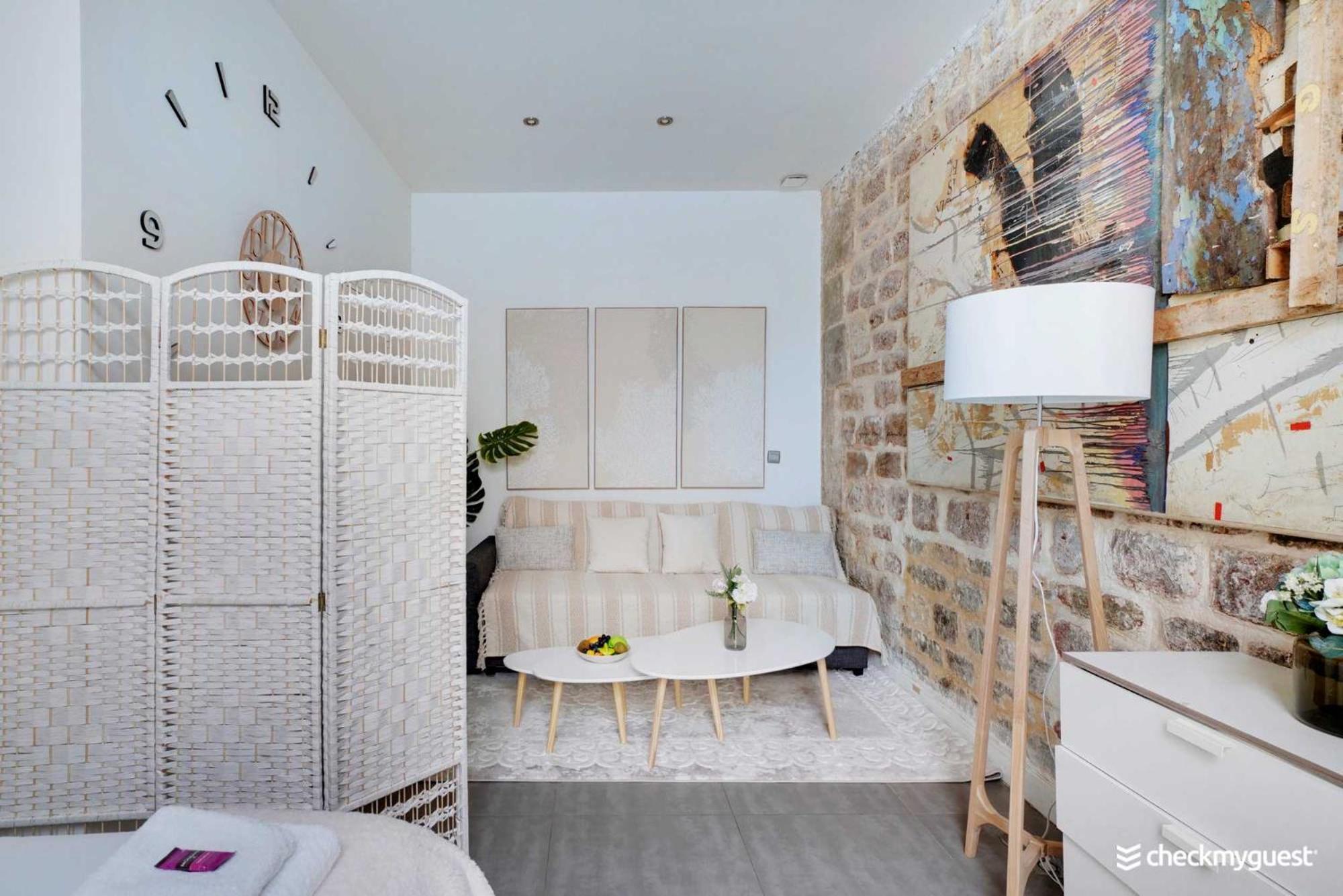 Charming Studio - 2p - Voltaire *